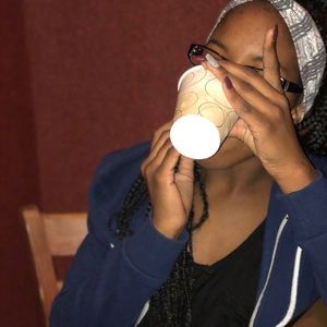 Meet your Posher, Harmony